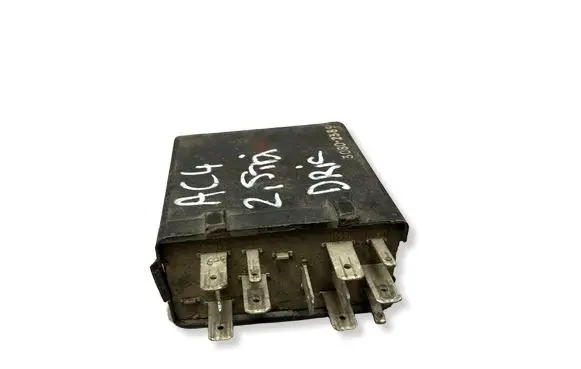 Audi A6 S6 C4 4A Window control relay 443959257 5WK1715