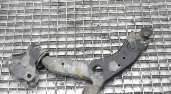 Ford Focus Front lower control arm/wishbone