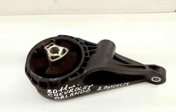 Chevrolet Orlando Gearbox mount 13305942