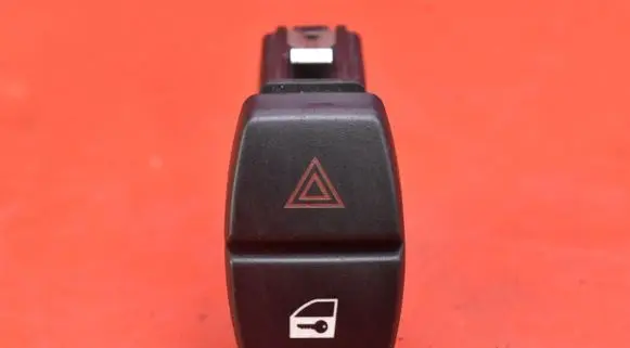 BMW 5 E60 E61 Hazard light switch 9161896