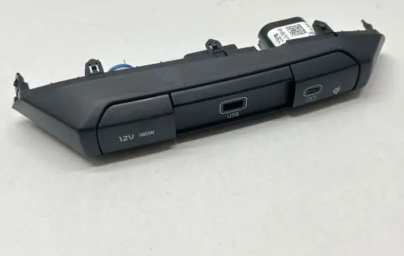 KIA Niro USB socket connector 84745AT900WK 96125AT000