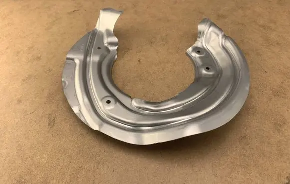 BMW 3 F30 F35 F31 Front brake disc dust cover plate 34106873417 6873417