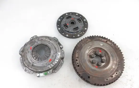 Renault Clio II Flywheel 318025410