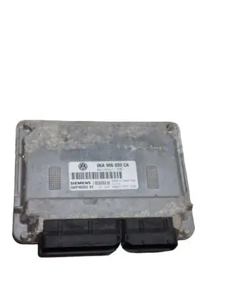 Volkswagen Golf V Engine control unit/module 06A906033CA