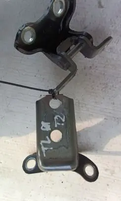 Toyota Avensis T270 Loading door hinge set 