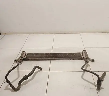 Audi Q7 4L Engine oil radiator 7L6121212B B7453
