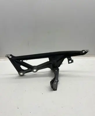 BMW X1 F48 F49 Fender mounting bracket 7329447