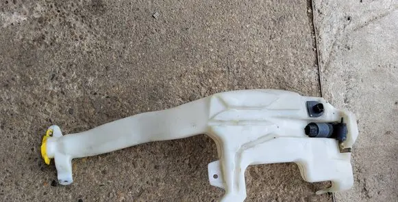 Dodge Durango Windshield washer fluid reservoir/tank 98909J003 1626100