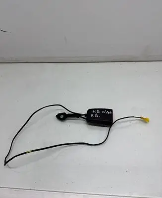 Mercedes-Benz C W204 Front seatbelt buckle A2048602369