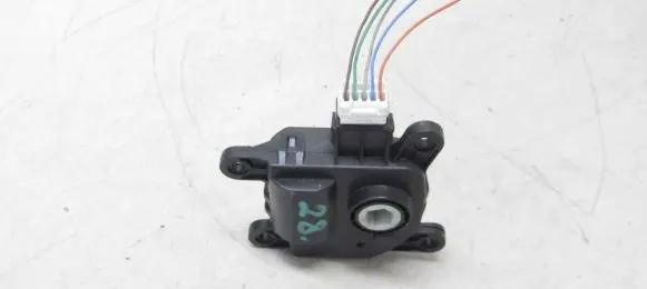 Hyundai Veloster Air flap motor/actuator 40073-0880