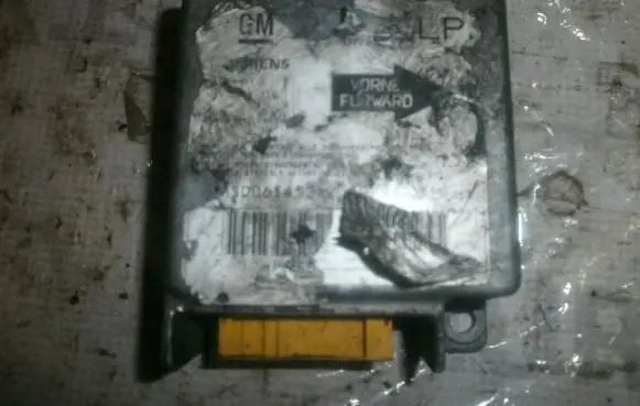 Opel Tigra A Airbag control unit/module 5wk4115 90483546LP