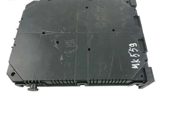 Opel Corsa F Fuse box set 9845141280