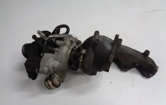 Volkswagen Golf VI Turbo 03C145702C