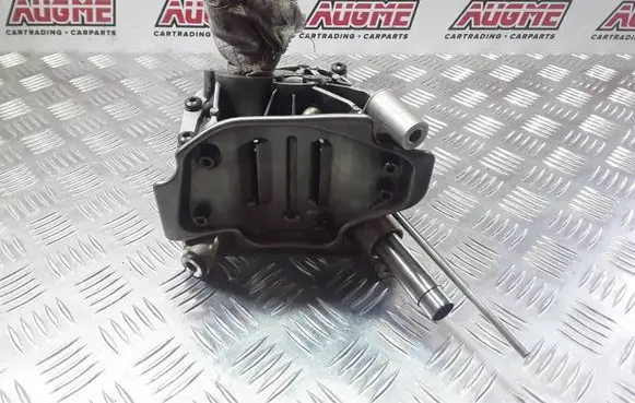 BMW X6 M Oil pump 7643256