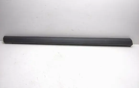 Volvo V70 Front door trim (molding) 30678132