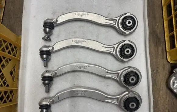 Mercedes-Benz GLC C254 Front control arm A2543330400RE A2543303201