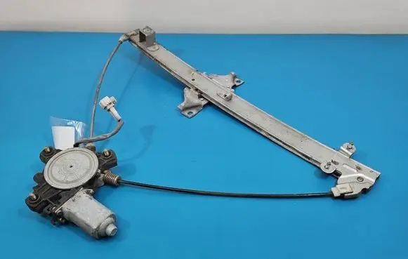 Toyota RAV 4 (XA10) Front door window regulator with motor 8572042040 IMPRK1563872