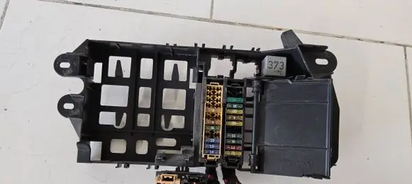 Audi A6 S6 C6 4F Fuse box set 4F0971845