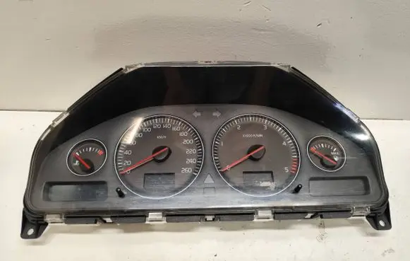 Volvo XC90 Speedometer (instrument cluster) 30746101 69594830T 8602890