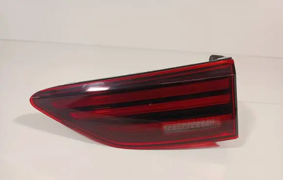 Volkswagen Golf VIII Tailgate rear/tail lights 5H0945094H LF48376