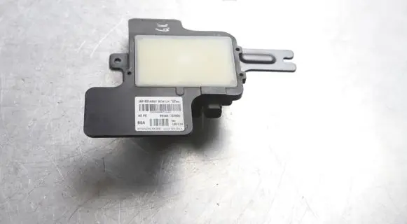 Hyundai Ioniq Blind spot module 99140-G2000