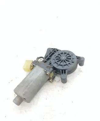 Mercedes-Benz CLK A208 C208 Front door window regulator motor 0130821723