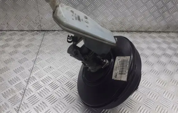 Peugeot 207 Brake booster 9688424380