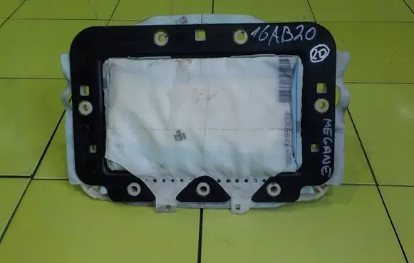 Peugeot 508 Passenger airbag 6097685B