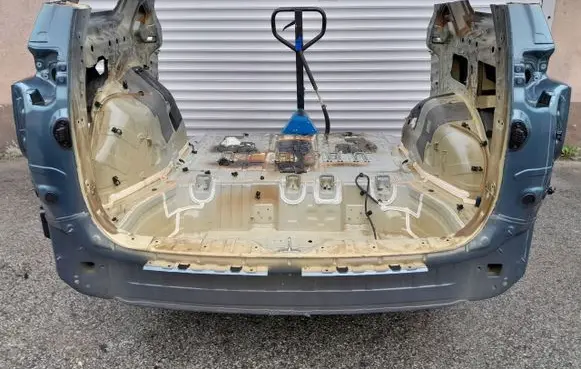 KIA Carnival Body 