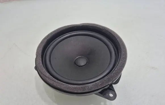 Volvo S60 Rear door speaker 31350425