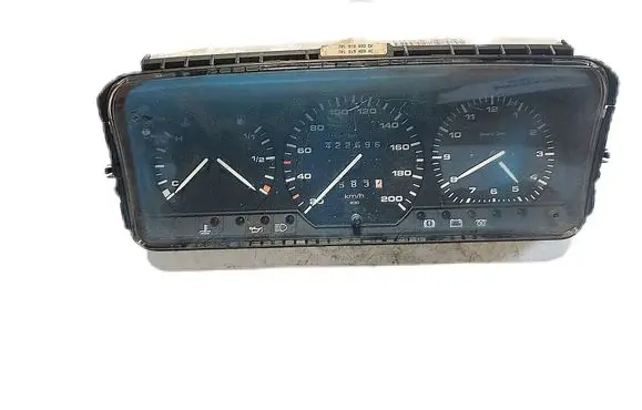 Volkswagen Transporter - Caravelle T4 Speedometer (instrument cluster) 701919033DK
