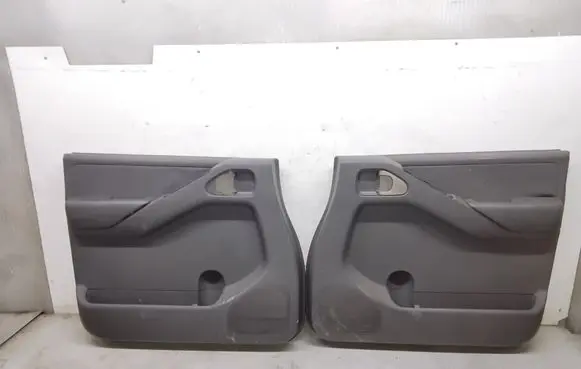 Nissan Pathfinder R51 Door card panel trim set 82901EB372 82900EB372