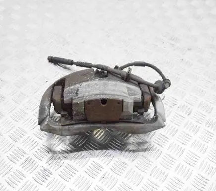 BMW 7 F01 F02 F03 F04 Front brake caliper