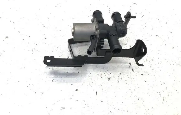 Volvo XC40 Coolant heater control valve 31684222
