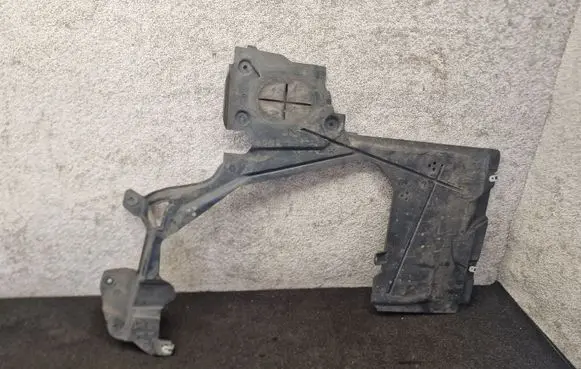 BMW 2 F46 Side bottom protection 7290808