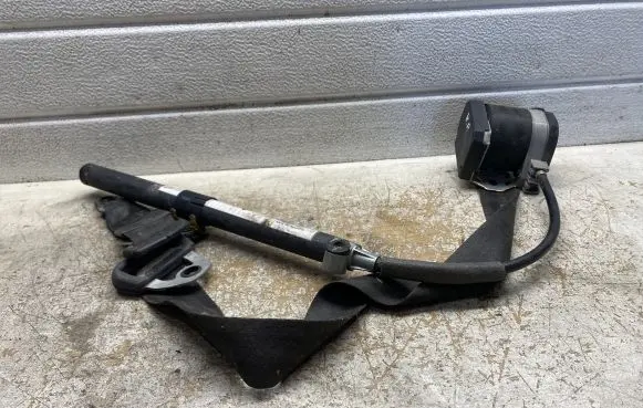 Volkswagen PASSAT B7 USA Front seatbelt 3A0857705