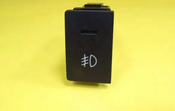 Fog light switch