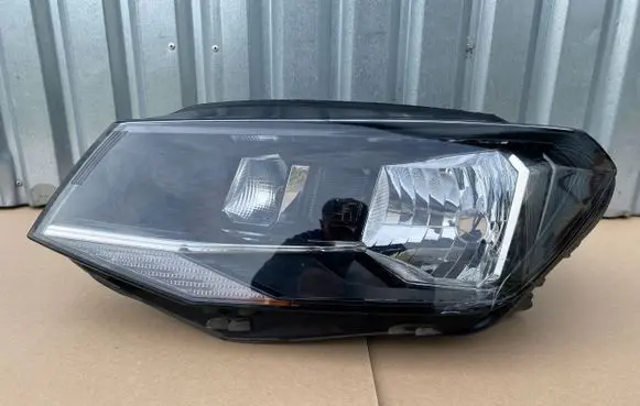 Volkswagen Caddy Headlights/headlamps set 