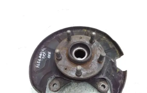 Land Rover Freelander Front wheel hub spindle knuckle