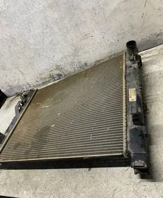 Dacia Sandero II Coolant radiator