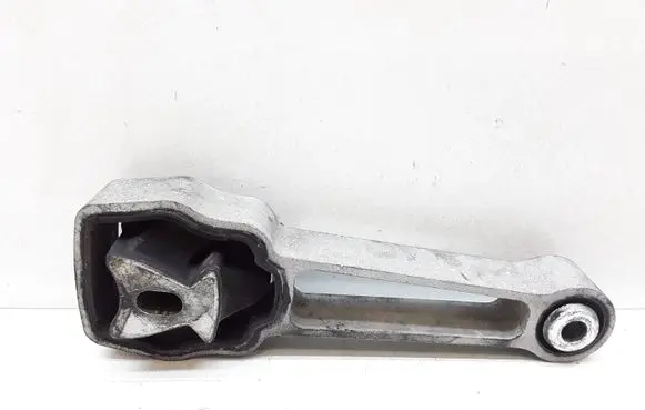 Volvo V70 Engine mount bracket 30793322