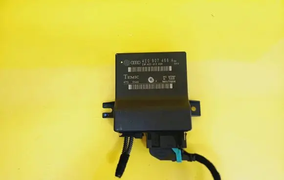 Audi A8 S8 D3 4E Gateway control module 4E0907468A 4E0910468