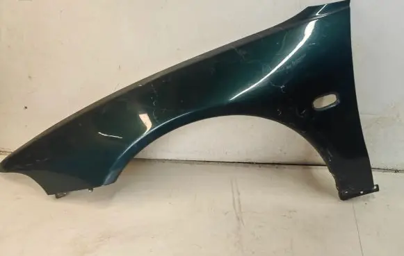 Mitsubishi Galant Fender