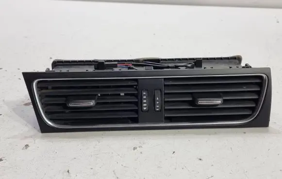 Audi A4 S4 B8 8K Dash center air vent grill 8T1820951C