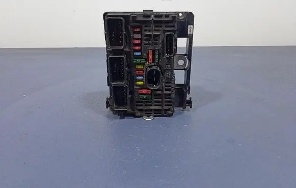 Citroen C4 I Fuse box set 9657718780