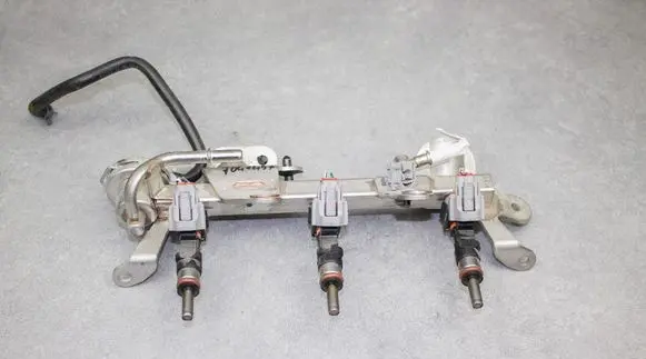 Dacia Sandero Fuel injectors set 166004787R H8201505544 0280158366