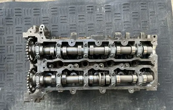 Mercedes-Benz Sprinter W906 Engine head R6510160201
