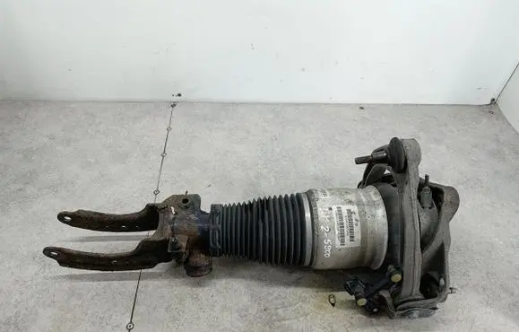 Volkswagen Touareg I Front air suspension shock absorber 