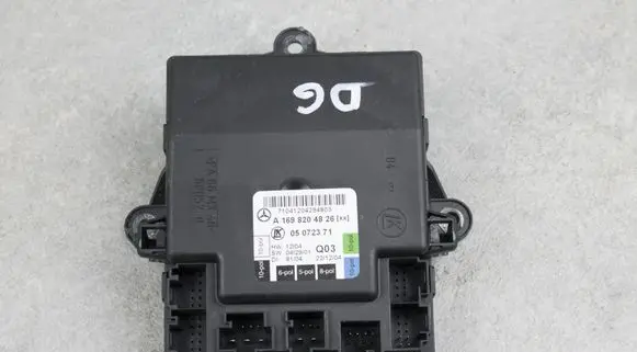 Mercedes-Benz A W169 Other control units/modules A1698204826 1698204826