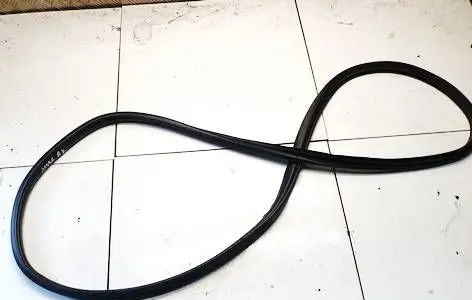 Mazda CX-30 Rubber seal front coupe door